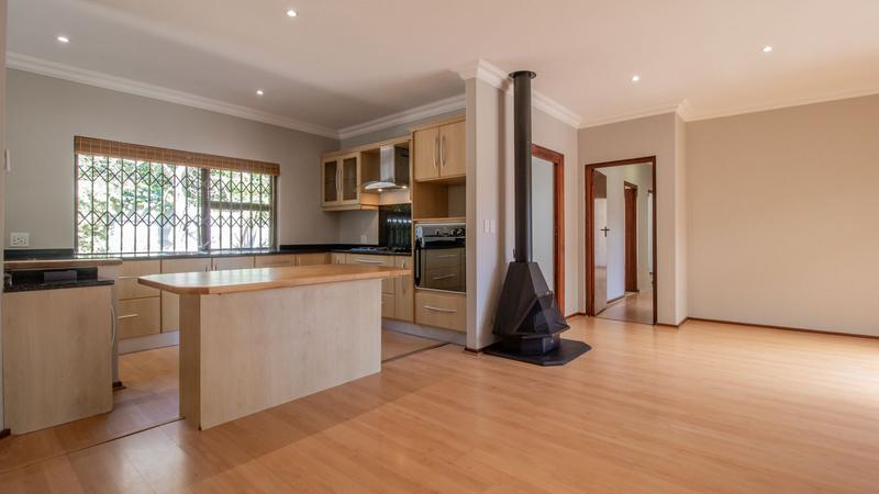 4 Bedroom Property for Sale in Kenridge Western Cape